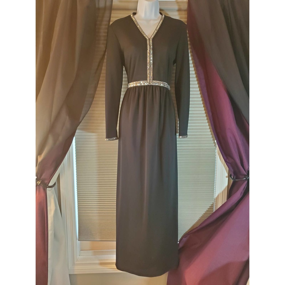 R&K Knits Size 10 Black Dress with Sequins Accents